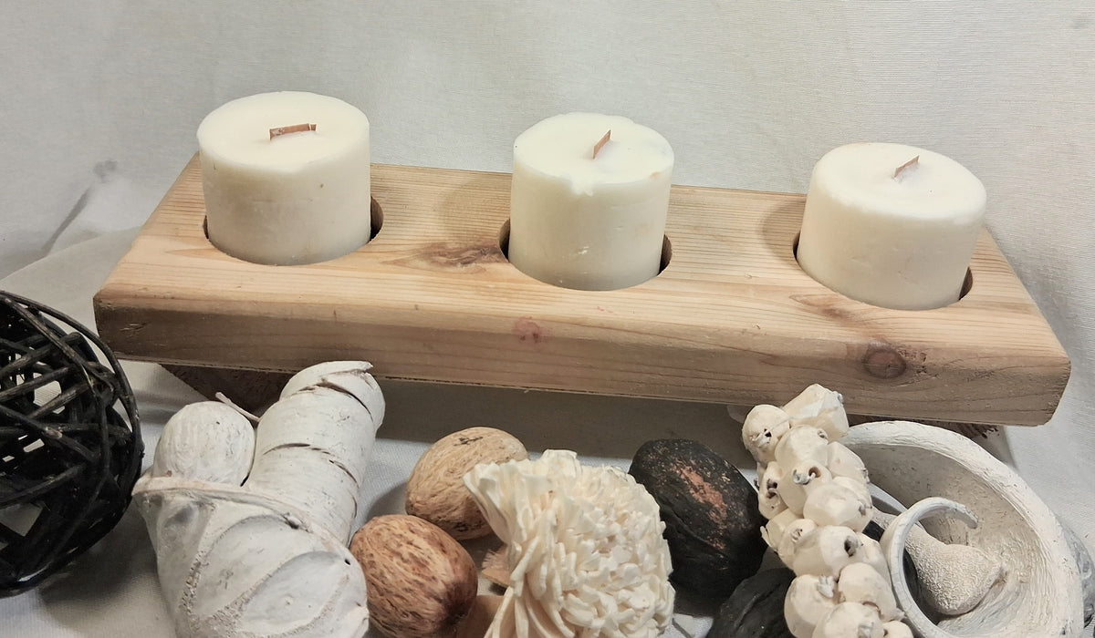 CEDAR HOLDER W/ VOTIVES